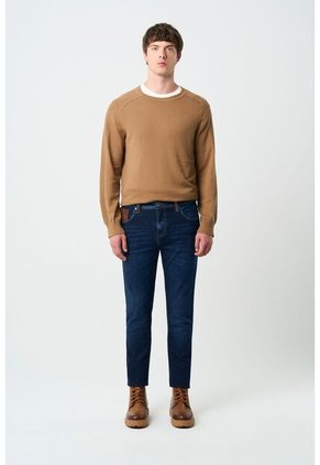 Jean Terra Semi Fitted Para Hombre Detalles En Cuero Jean Terra Semi Fitted Para Hombre Detalles En Cuero Azul 38 VÉLEZ