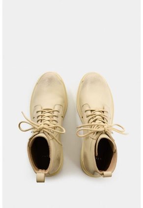 Botines Folia De Cuero Para Mujer Inspiración Militar Botines Folia De Cuero Para Mujer Inspiración Militar Arena 41 VÉLEZ