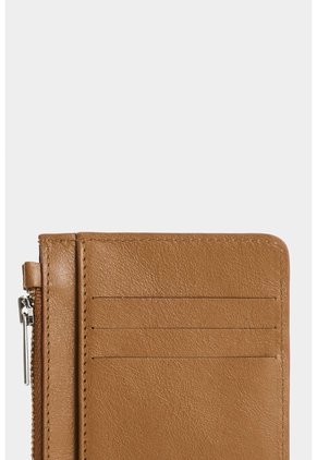 Porta Documentos De Cuero Grabado Para Mujer Astra Porta Documentos De Cuero Grabado Para Mujer Astra Miel VÉLEZ