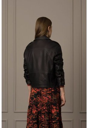 Chaqueta Biker Oversized Unisex En Cuero Ovino Chaqueta Biker Oversized Unisex En Cuero Ovino Negro M VÉLEZ