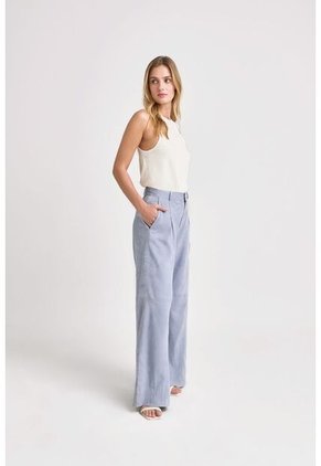 Pantalón Wide Leg San Jacinto En Cuero Gamuzado Para Mujer Fit Holgado Pantalón Wide Leg San Jacinto En Cuero Gamuzado Para Mujer Fit Holgado Azul Claro 10 Vélez