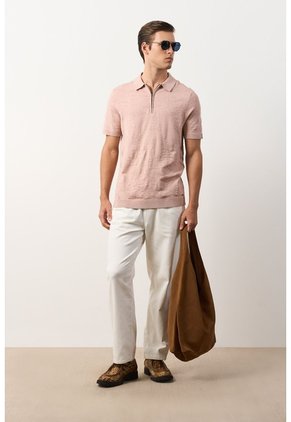 Polo Manga Corta Tejida Para Hombre Anam Polo Manga Corta Tejida Para Hombre Anam Rosado XS VÉLEZ