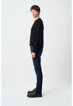 Jean Mutante Para Hombre Semi Fitted Jean Mutante Para Hombre Semi Fitted Azul Oscuro 32 VÉLEZ