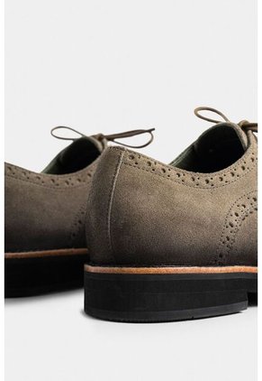 Zapatos De Cordón Alessio De Cuero Gamuza Para Hombre Efecto Escribiente Zapatos De Cordón Alessio De Cuero Gamuza Para Hombre Efecto Escribiente Verde Oliva 43 VÉLEZ