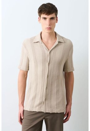 Camisa Manga Corta Resort Para Hombre Oroa Camisa Manga Corta Resort Para Hombre Oroa Crema S VÉLEZ
