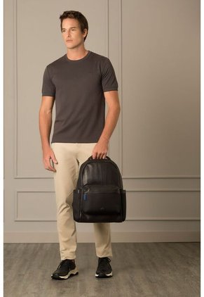 Morral Fagus 2.0 De Cuero Para Hombre Lona En Nylon Morral Fagus 2.0 De Cuero Para Hombre Lona En Nylon Negro VÉLEZ
