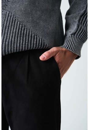 Pantalón Chino Cue De Gamuza River Para Hombre Silueta Holgada Pantalón Chino Cue De Gamuza River Para Hombre Silueta Holgada Negro 38 VÉLEZ