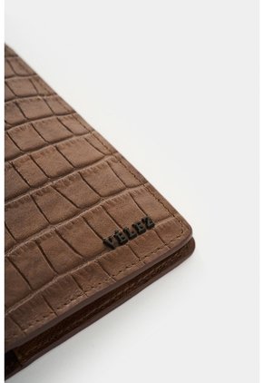 Porta Pasaporte De Cuero Grabado Para Hombre Astra Porta Pasaporte De Cuero Grabado Para Hombre Astra Cafe VÉLEZ