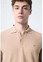 Polo Para Hombre Semi Fit Detalle Jacquard Polo Para Hombre Semi Fit Detalle Jacquard Arena XS VÉLEZ de Vélez