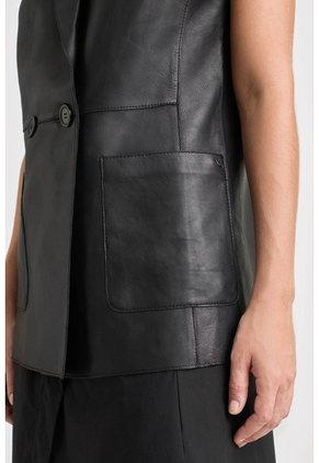 Chaleco Sol De Cuero Ovino Para Mujer Fit Recto Chaleco Sol De Cuero Ovino Para Mujer Fit Recto Negro XL VÉLEZ