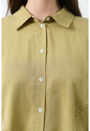 Camisa Thani Manga Corta Para Mujer Camisa Thani Manga Corta Para Mujer Verde Oliva XS VÉLEZ