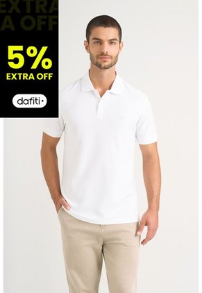Polo Para Hombre Semi Fit Detalle Jacquard Polo Para Hombre Semi Fit Detalle Jacquard Blanco XS VÉLEZ
