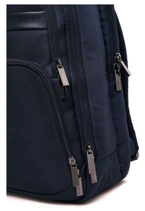 Morral Azul Vélez Liusha Inst