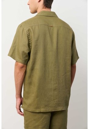 Camisa Manga Corta En Lino Para Hombre Málaga Camisa Manga Corta En Lino Para Hombre Málaga Verde Oliva XL VÉLEZ