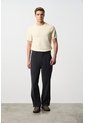 Pantalón Semi Holgado Para Hombre Ivy Pantalón Semi Holgado Para Hombre Ivy Gris Pistola 34 VÉLEZ de Vélez