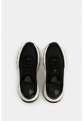 Tenis De Lona Y Detalles En Cuero Para Mujer Thorian Tenis De Lona Y Detalles En Cuero Para Mujer Thorian Negro 39 VÉLEZ