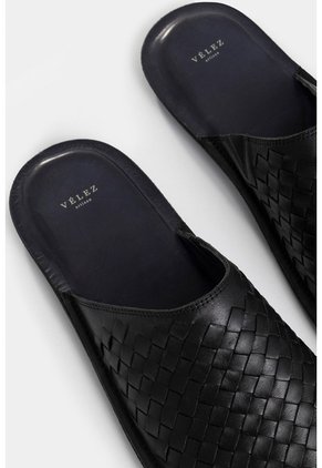 Slipper Tejido En Cuero Para Hombre Confort Slipper Tejido En Cuero Para Hombre Confort Negro 39 VÉLEZ