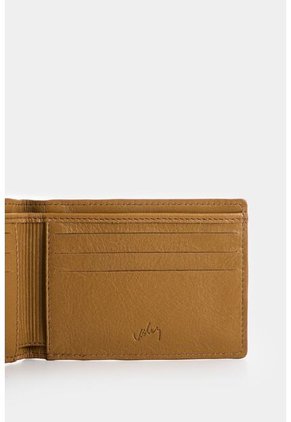 Billetera De Cuero Con Detalle Grabado Para Hombre Lira Billetera De Cuero Con Detalle Grabado Para Hombre Lira Miel VÉLEZ