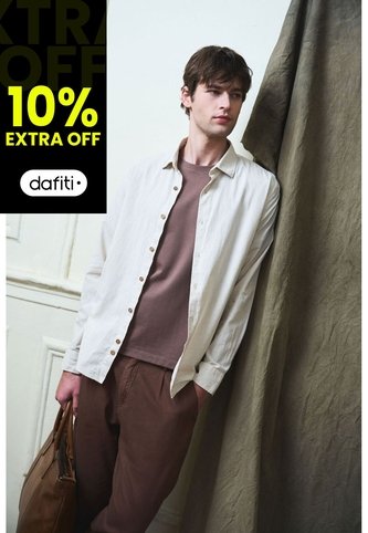 Camisa Manga Larga En Lino Para Hombre Silueta Semi Ajustada Camisa Manga Larga En Lino Para Hombre Silueta Semi Ajustada Arena L VÉLEZ Vélez