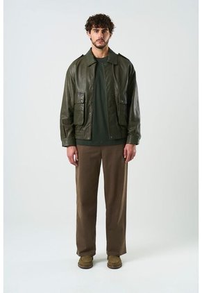 Chaqueta Bomber De Cuero Para Hombre Meridian Chaqueta Bomber De Cuero Para Hombre Meridian Verde Oliva XXXL VÉLEZ