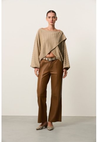 Sweater Oversize Tejido Para Mujer Cayena Sweater Oversize Tejido Para Mujer Cayena Arena XS VÉLEZ Vélez