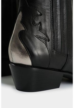 Botines Texanos De Cuero Para Mujer Nara Botines Texanos De Cuero Para Mujer Nara Negro 37 VÉLEZ