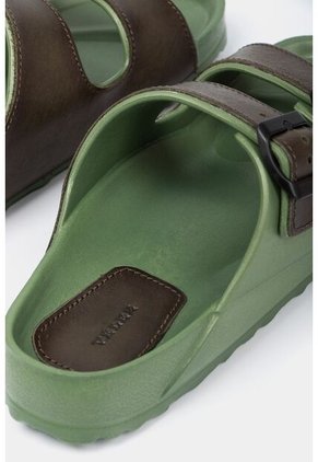Sandalia De Cuero Y Eva Para Hombre Hebillas Verde Sandalia De Cuero Y Eva Para Hombre Hebillas Verde 41 Vélez