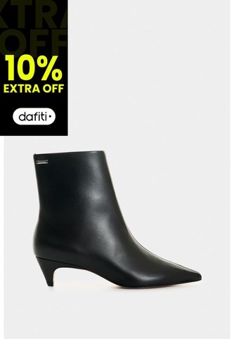Botines De Cuero Para Mujer Lyra Botines De Cuero Para Mujer Lyra Negro 41 VÉLEZ Vélez