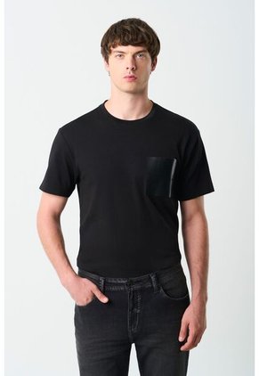 Jean Vireo Semi Fitted Para Hombre Detalles Cuero Jean Vireo Semi Fitted Para Hombre Detalles Cuero Negro 34 VÉLEZ