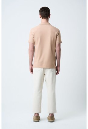 Polo Para Hombre Semi Fit Detalle Jacquard Polo Para Hombre Semi Fit Detalle Jacquard Arena S VÉLEZ