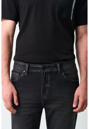 Jean Vireo Semi Fitted Para Hombre Detalles Cuero Jean Vireo Semi Fitted Para Hombre Detalles Cuero Negro 34 VÉLEZ