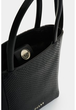 Bandolera De Cuero Para Mujer Cala Bandolera De Cuero Para Mujer Cala Negro VÉLEZ