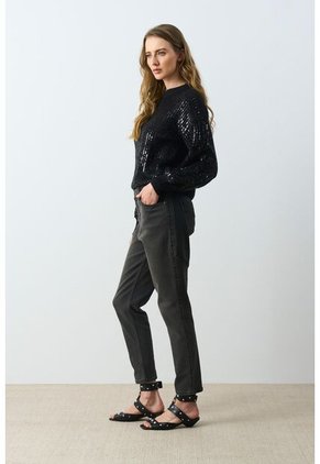 Jean Bota Recta Black En Denim Para Mujer Cortes Cuero Jean Bota Recta Black En Denim Para Mujer Cortes Cuero Gris 12 VÉLEZ