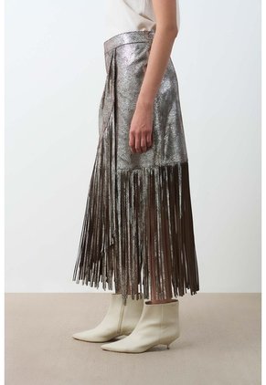 Falda Midi De Cuero Folia Para Mujer Lyra Falda Midi De Cuero Folia Para Mujer Lyra Plata 10 VÉLEZ