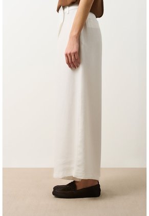 Pantalón Palazzo Holgado Para Mujer Almaris Pantalón Palazzo Holgado Para Mujer Almaris Crema 10 VÉLEZ