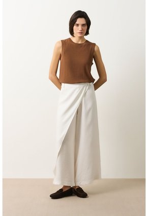 Pantalón Palazzo Holgado Para Mujer Almaris Pantalón Palazzo Holgado Para Mujer Almaris Crema 10 VÉLEZ