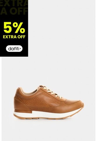 Tenis De Cuero Con Detalle Grabado Para Mujer Tropical 2 Tenis De Cuero Con Detalle Grabado Para Mujer Tropical 2 Miel 38 VÉLEZ Vélez