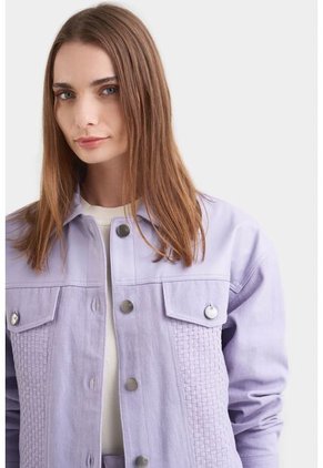 Chaqueta Calas En Denim Rígido Para Mujer Detalles Cuero Chaqueta Calas En Denim Rígido Para Mujer Detalles Cuero Lila M VÉLEZ