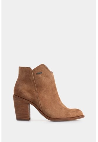 Botines Alpha De Cuero Gamuzado Para Mujer Silueta Asimétrica Botines Alpha De Cuero Gamuzado Para Mujer Silueta Asimétrica Miel 35 VÉLEZ Vélez