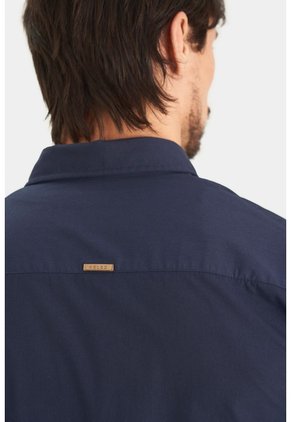 Camisa En Popelina Para Hombre Semifitted Camisa En Popelina Para Hombre Semifitted Azul Oscuro M VÉLEZ