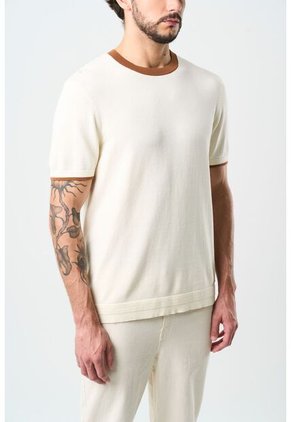 Camiseta Tejida Manga Corta Para Hombre Luminia Camiseta Tejida Manga Corta Para Hombre Luminia Crema XL VÉLEZ