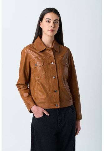 Chaqueta Kalahari De Cuero Para Mujer Silueta Trucker Chaqueta Kalahari De Cuero Para Mujer Silueta Trucker Miel XXL VÉLEZ Vélez