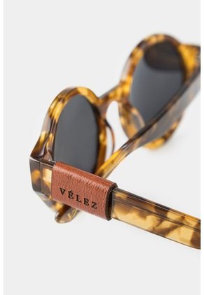 Gafas De Sol Atenas Para Mujer Silueta Redonda Gafas De Sol Atenas Para Mujer Silueta Redonda Cafe VÉLEZ