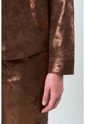 Chaqueta De Cuero Gamuzado Para Mujer Glass Chaqueta De Cuero Gamuzado Para Mujer Glass Bronce M VÉLEZ