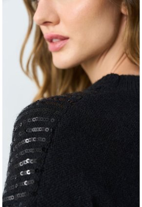 Sweater Tejido Oversized Para Mujer Nácar Sweater Tejido Oversized Para Mujer Nácar Negro XL VÉLEZ