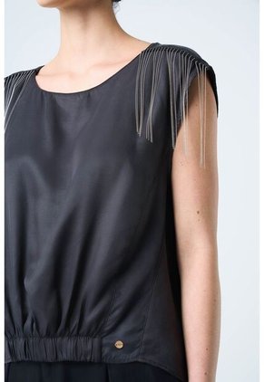 Camisa Hydra Manga Sisa Para Mujer Flecos Millaré Camisa Hydra Manga Sisa Para Mujer Flecos Millaré Negro XL VÉLEZ