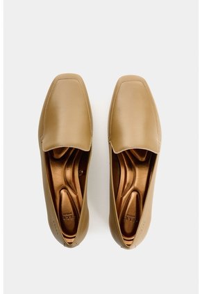 Mocasín En Cuero Para Mujer Ocaso Mocasín En Cuero Para Mujer Ocaso Tabaco 36 VÉLEZ