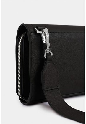 Manos Libres Mini Abi De Cuero Para Mujer Estructurado Manos Libres Mini Abi De Cuero Para Mujer Estructurado Negro VÉLEZ