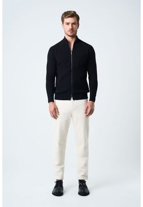 Sweater Misuri Tejido Para Hombre Cuello Alto Sweater Misuri Tejido Para Hombre Cuello Alto Negro XL VÉLEZ