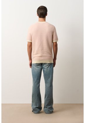 Camiseta Tejida Para Hombre Lascar Camiseta Tejida Para Hombre Lascar Rosado L VÉLEZ